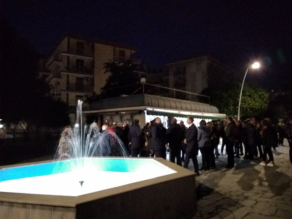 Una fontana artistica inaugurata a Largo Nizzeti nella frazione Canalicchio