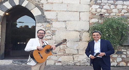 Il 30 agosto ad Aci Bonaccorsi "Affaccia bedda - La serenata nella musica e nella poesia di Mario Incudine" con Salvo La Rosa