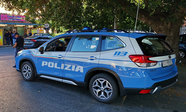 Arrestato un uomo dalla Polizia per resistenza a pubblico ufficiale e interruzione di pubblico servizio Arrestato un uomo dalla Polizia per resistenza a pubblico ufficiale e interruzione di pubblico servizio