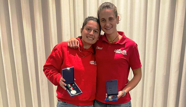 Canoa, medaglia Coni alle atlete della Canottieri Catania, Flavia Landolina e Anna Esposito