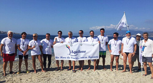 V &ldquo;Tancrede Swim Challenge", dieci nuotatori provenienti da tutta Italia hanno attraversato lo Stretto di Messina