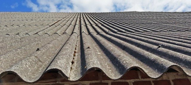 Dalla Regione Sicilia via libera in giunta all'individuazione dei siti dove trattare e smaltire l'amianto