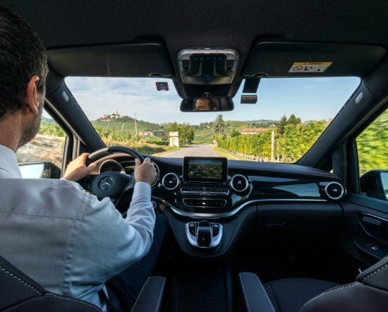 DriiveMe propone a 1 euro diverse auto a noleggio con partenza da Catania DriiveMe propone a 1 euro diverse auto a noleggio con partenza da Catania