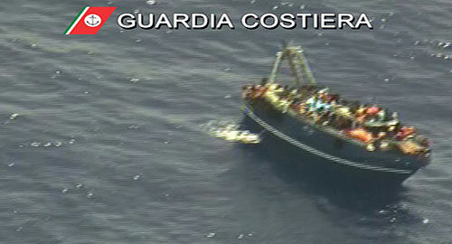 801 i migranti salvati il 12 Maggio dalla Guardia Costiera al largo delle coste siciliane