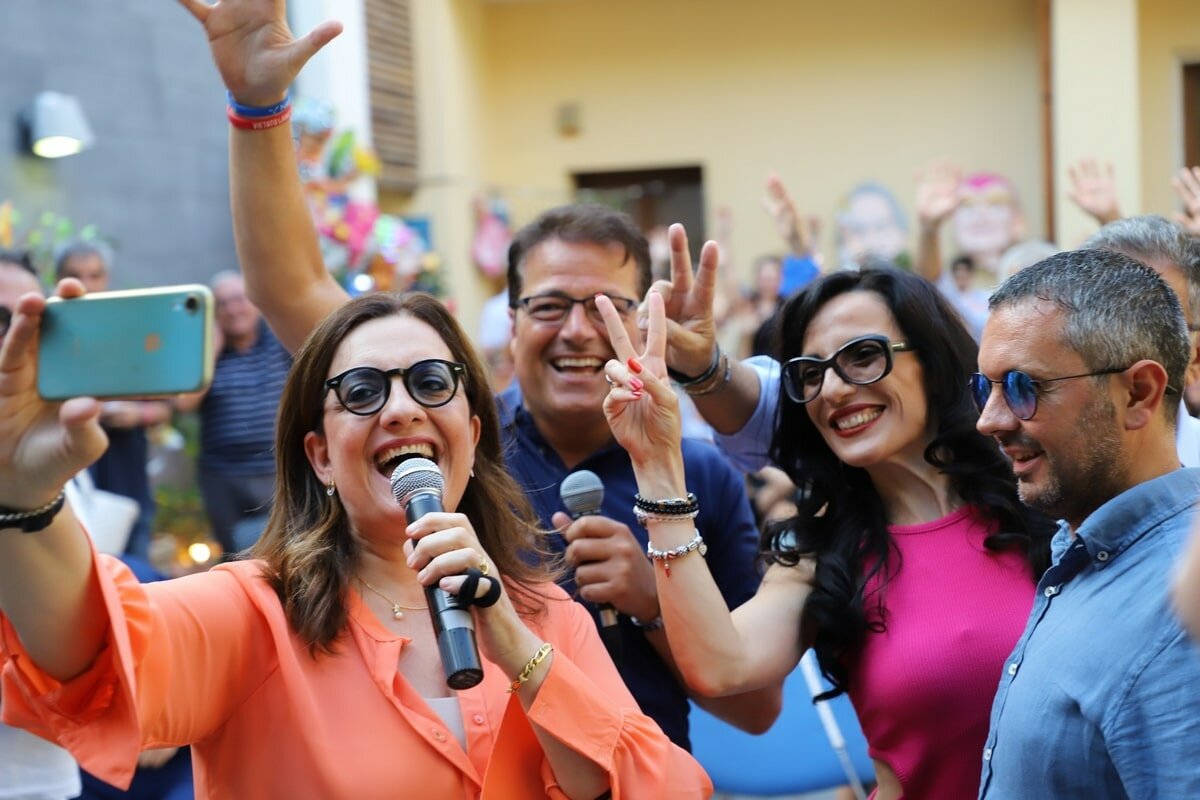 "Librarci" ad Acireale l'umanit&agrave; e il talento letterario di Catena Fiorello e Tot&ograve; Cascio