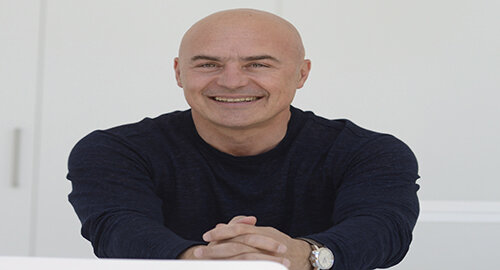 Stasera 1 Luglio, al Teatro Greco di Siracusa, Luca Zingaretti legge "La Sirena"