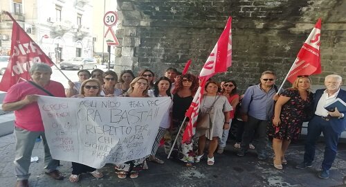 Vertenza asili nido etnei ufficialmente riaperta, dopo il sit in di stamattina incontro assessore ai Servizi sociali - sindacati: &ldquo;Nessuna soluzione valida, vogliamo incontrare il sindaco&rdquo;
