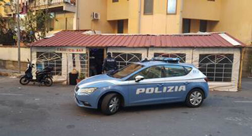 Due arresti degli agenti delle Volanti per furto aggravato e resistenza a pubblico ufficiale