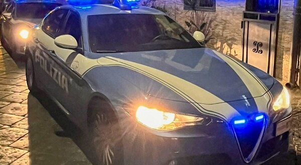 Chiama il numero di emergenza e minaccia un gesto estremo, trentasettenne di Caltagirone salvato dalla Polizia di Stato
