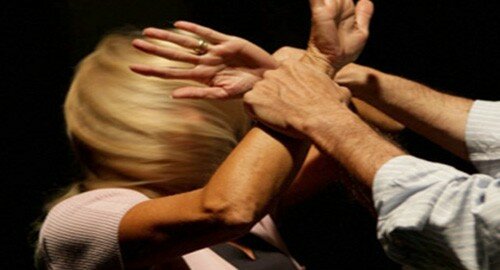 violenza-donne1-1064426274.jpg