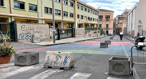 Via Carbone parzialmente aperta al traffico veicolare