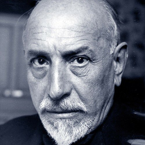 001pirandello-892842462.jpg