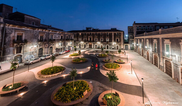 L’ex piazza Duca di Genova pedonale rinasce a nuova vita L’ex piazza Duca di Genova pedonale rinasce a nuova vita
