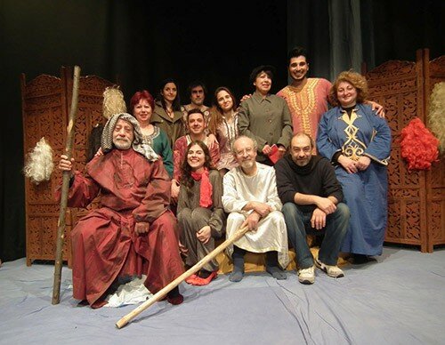 guzzetta-in-scena-con-mao-belzebu-e-il-padreterno-alla-sala-magma-725462452.jpg guzzetta-in-scena-con-mao-belzebu-e-il-padreterno-alla-sala-magma-725462452.jpg