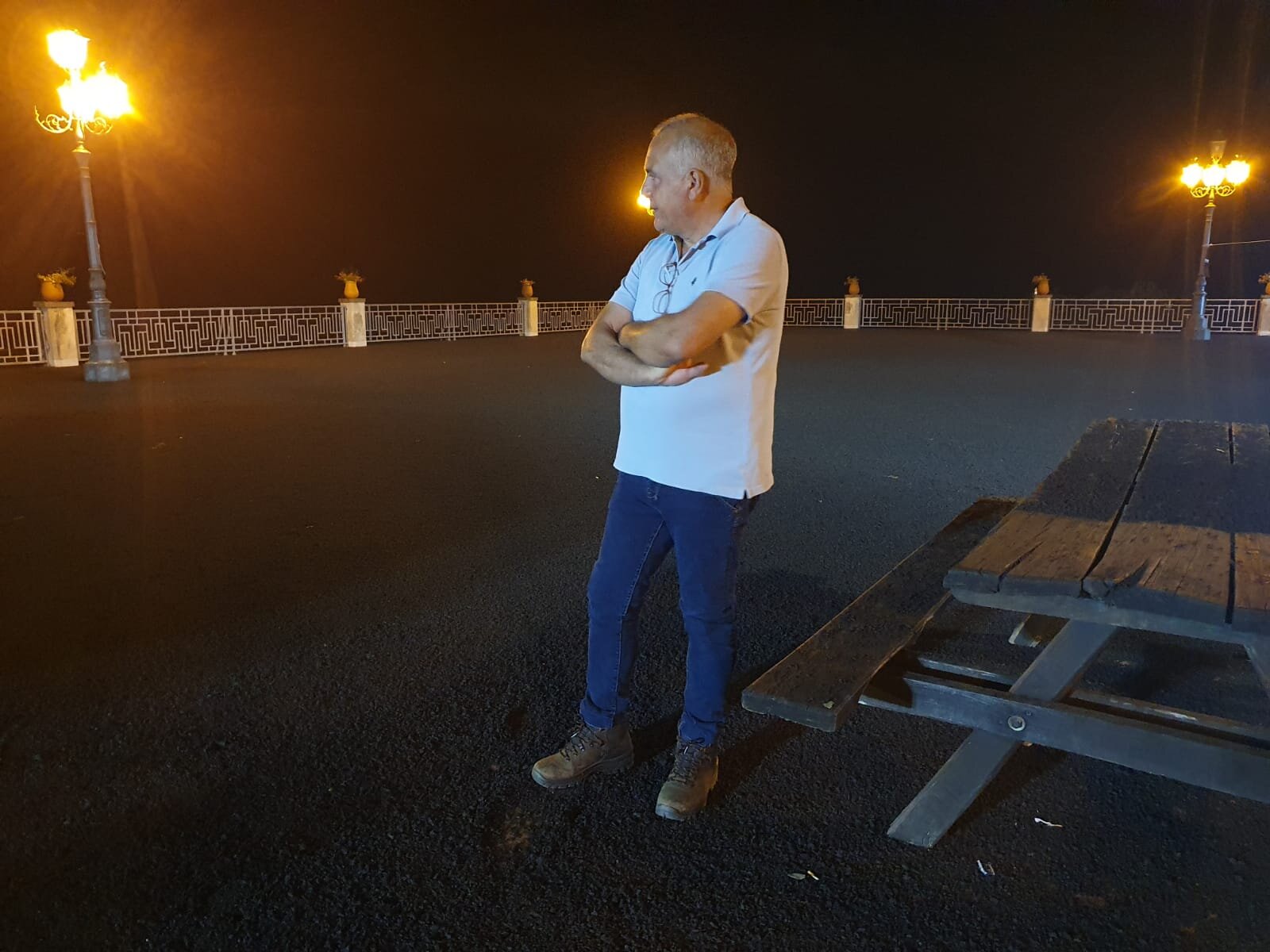 Etna: cenere, la disperazione del sindaco di Milo dopo l&rsquo;ennesima ricaduta di lapilli