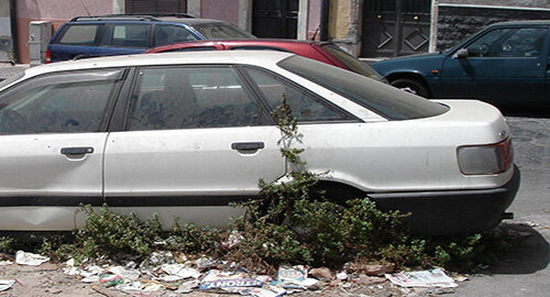 Auto abbandonate in citt&agrave;, l&rsquo;intervento del Comitato Terranostra