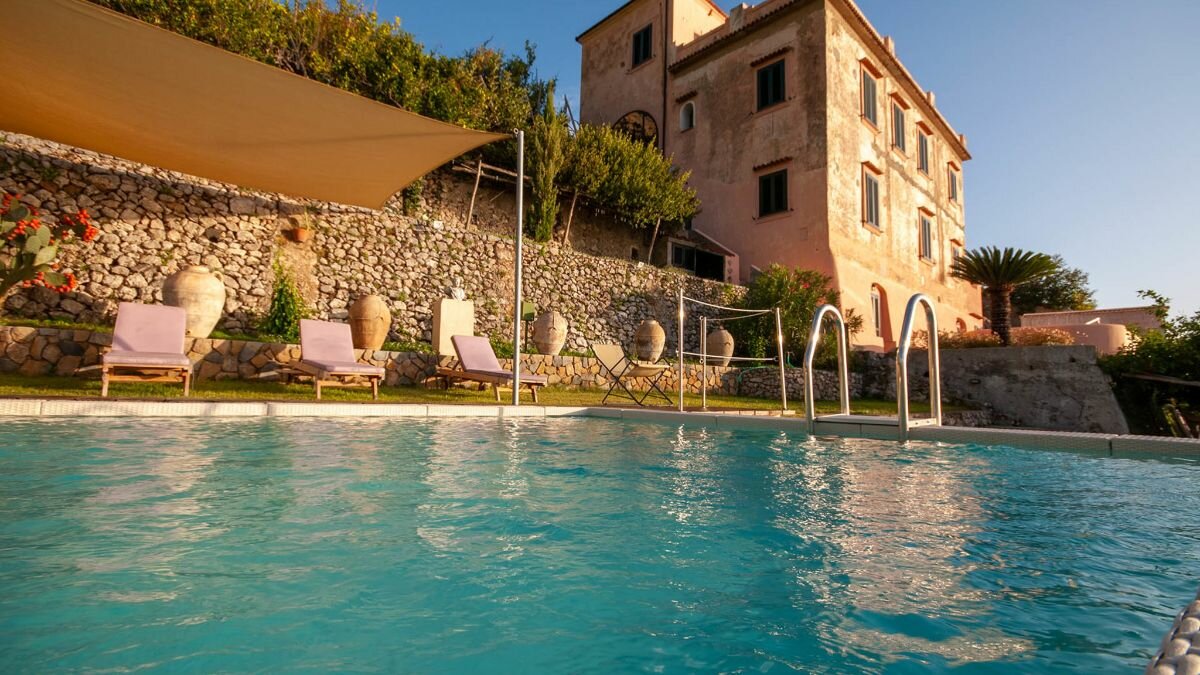 Italianway: Case vacanza, i trend del 2022, parte la corsa a prenotare ville isolate