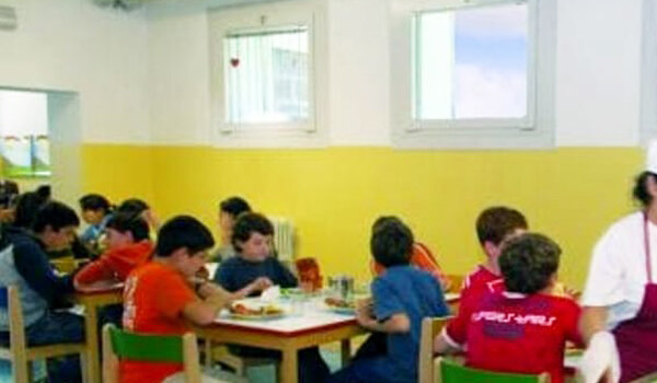 Cgil e Flc sull’aumento delle tariffe del servizio di mensa scolastica comunale: "Le madri che lavorano hanno manifestato il loro dissenso, si riconsideri la delibera 216" Cgil e Flc sull’aumento delle tariffe del servizio di mensa scolastica comunale: "Le madri che lavorano hanno manifestato il loro dissenso, si riconsideri la delibera 216"
