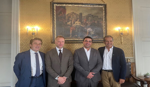 I vertici del Catania Fc stamattina a Palazzo degli Elefanti, Pelligra e Grella: "Rinnoviamo gli impegni per una realtà solida" I vertici del Catania Fc stamattina a Palazzo degli Elefanti, Pelligra e Grella: "Rinnoviamo gli impegni per una realtà solida"