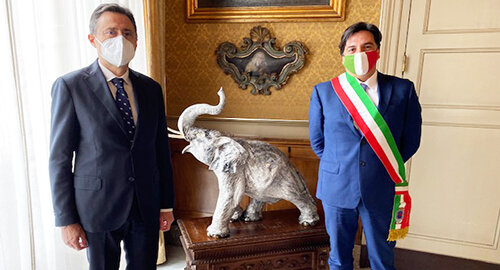 Sicurezza, il sindaco Salvo Pogliese ha ricevuto ieri a Palazzo degli Elefanti il nuovo Questore Vito Calvino