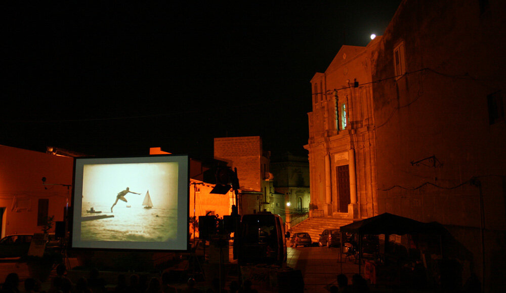 Libero Cinema in Libera Terra: al via il festival di cinema itinerante contro le mafie promosso da Cinemovel Foundation e Libera