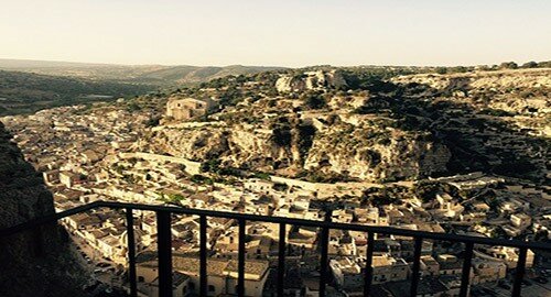 "Croce e Delizie", festival delle arti contemporanee sino al 30 settembre a Scicli negli spazi del Convento di S. Maria della Croce