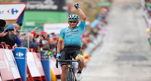 Vuelta 2017, a Calar Alto impresa di Miguel Angel Lopez che stacca Chris Froome e si rivede Vincenzo Nibali