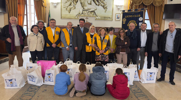 Consiglio comunale, condivisione e solidariet&agrave; al centro delle iniziative natalizie