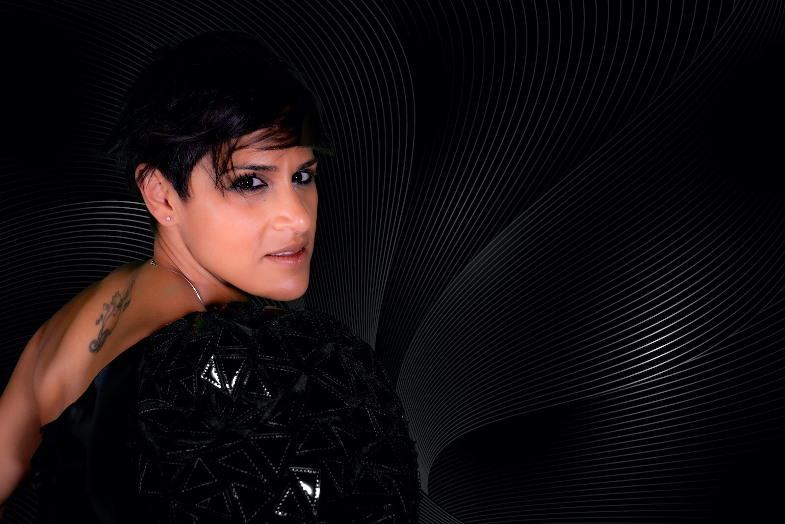 "Karima Canta Autori", le più belle canzoni della musica italiana "Karima Canta Autori", le più belle canzoni della musica italiana