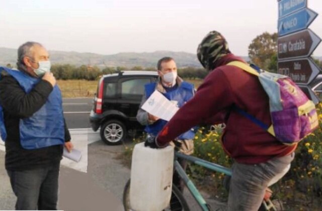 Il vocabolario “In…tasca” a lavoratori stranieri e migranti a rischio sfruttamento caporalato Il vocabolario “In…tasca” a lavoratori stranieri e migranti a rischio sfruttamento caporalato