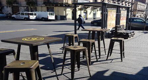 Controllo degli agenti del Commissariato Borgo Ognina per reprimere l'occupazione abusiva di strade pubbliche e marciapiedi, indagati in stato di libert&agrave; 7 persone