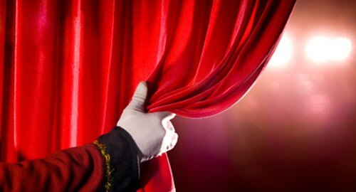 Preoccupazione dei critici teatrali per la situazione di disagio nel delicato settore della produzione teatrale italiana