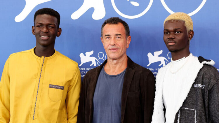 matteo-garrone-tra-i-protagonisti-moustapha-fall-e-seydou-sarr-750x422-342730277.jpg matteo-garrone-tra-i-protagonisti-moustapha-fall-e-seydou-sarr-750x422-342730277.jpg