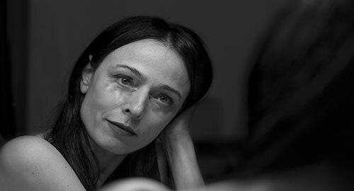 Incontro con l'attrice Chiaraluce Fiorito: "In scena posso essere davvero me stessa e comunicarlo ad un pubblico mi emoziona continuamente&rdquo;