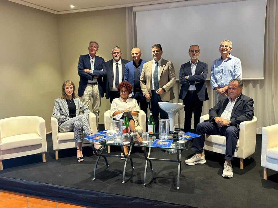 Blue Economy: opportunit&agrave; e criticit&agrave; legate all&rsquo;economia del mare