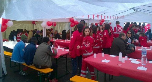 &ldquo;Aggiungi un posto a tavola&rdquo;, il 24 dicembre cena della Croce Rossa per i senza dimora