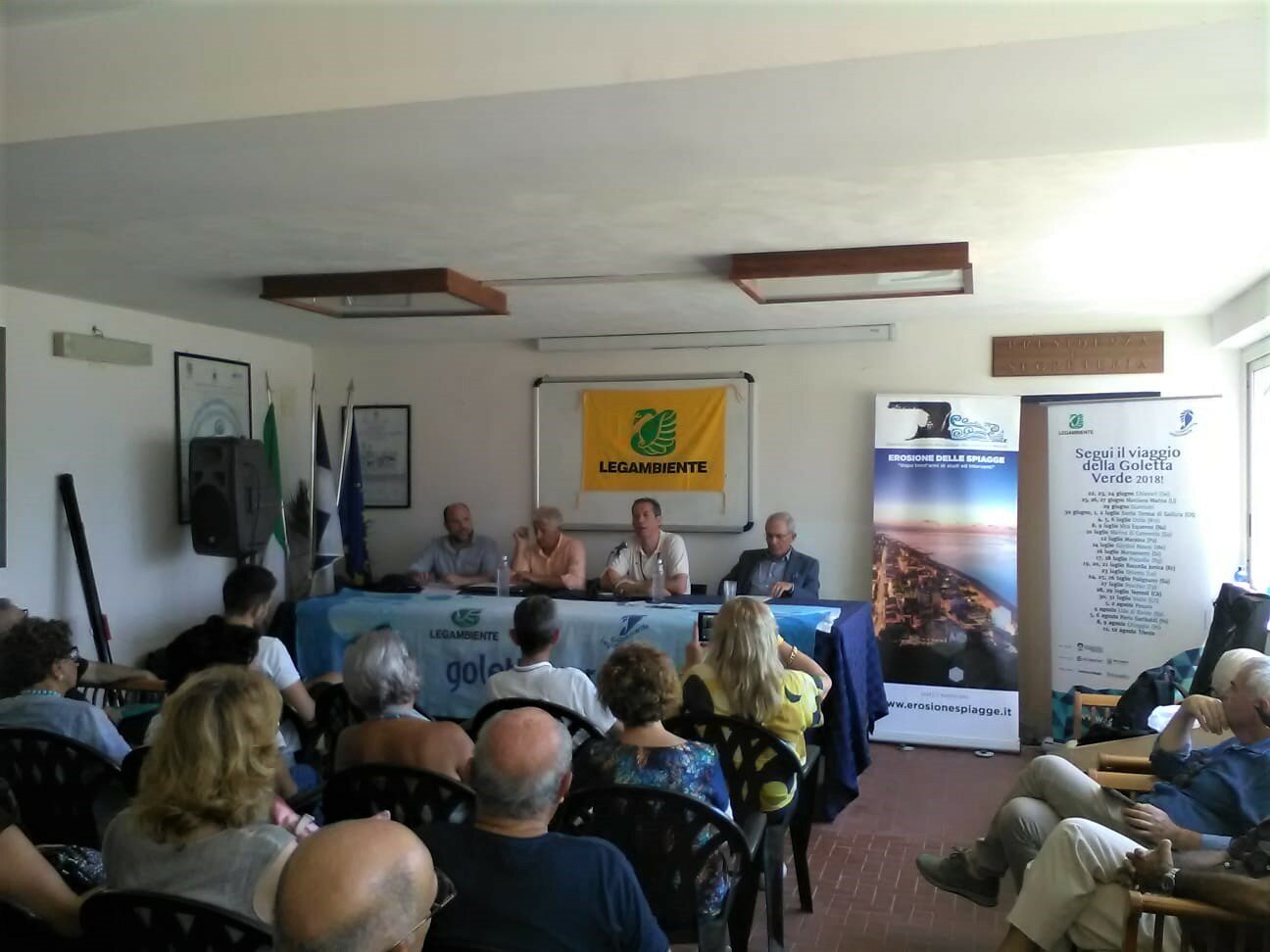 Ambiente, Goletta Verde a Giardini Naxos: &laquo;aggressione alle coste siciliane, su un totale di 1.088 chilometri, il 61% &egrave; urbanizzato da interventi antropici legali e abusivi"