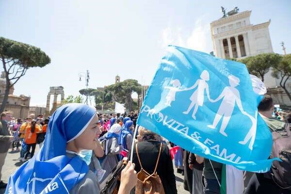 Eutanasia Legale: sparare in testa a un ragazzo potr&agrave; mai essere prassi normale in un momento di sconforto?