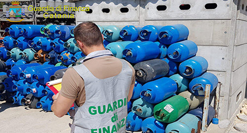 Scoperta a Scordia dalla Guardia di Finanza societ&agrave; di vendita al dettaglio di bombole gpl che operava in assenza dei requisiti di sicurezza e delle previste autorizzazioni
