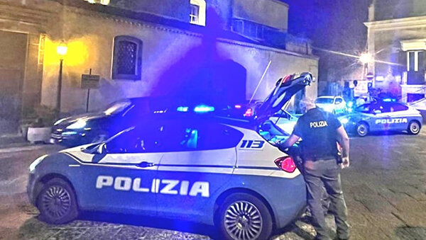 Controlli della Polizia ad Agosto ad Acireale Controlli della Polizia ad Agosto ad Acireale