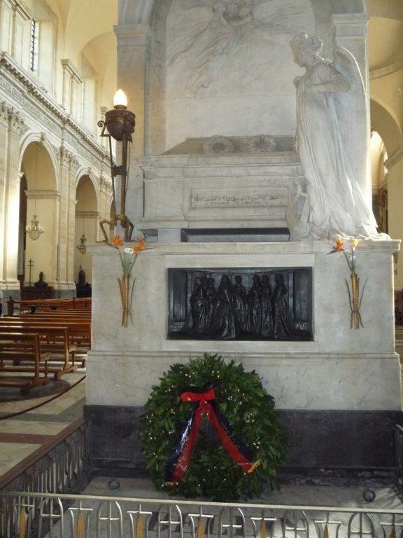L'omaggio dei catanesi al concittadino Vincenzo Bellini nel 182° anniversario della morte L'omaggio dei catanesi al concittadino Vincenzo Bellini nel 182° anniversario della morte
