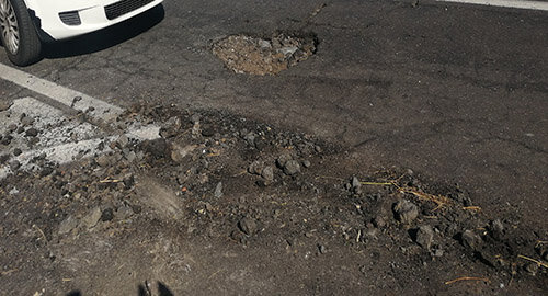Prevenzione buche e alberi, l&rsquo;appello del presidente di "Catanianostra" Andrea Cardello