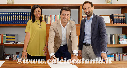 Calcio Catania, sottoscritto l’atto notarile e adesso pieni poteri esecutivi alla Sigi Calcio Catania, sottoscritto l’atto notarile e adesso pieni poteri esecutivi alla Sigi