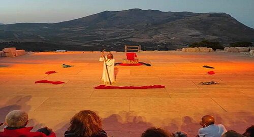 Nei teatri di Segesta e Tindari si conclude il tour "Edipo Re" di Sofocle, riadattato da Salvatore Guglielmino, per "Mitoff" Nei teatri di Segesta e Tindari si conclude il tour "Edipo Re" di Sofocle, riadattato da Salvatore Guglielmino, per "Mitoff"