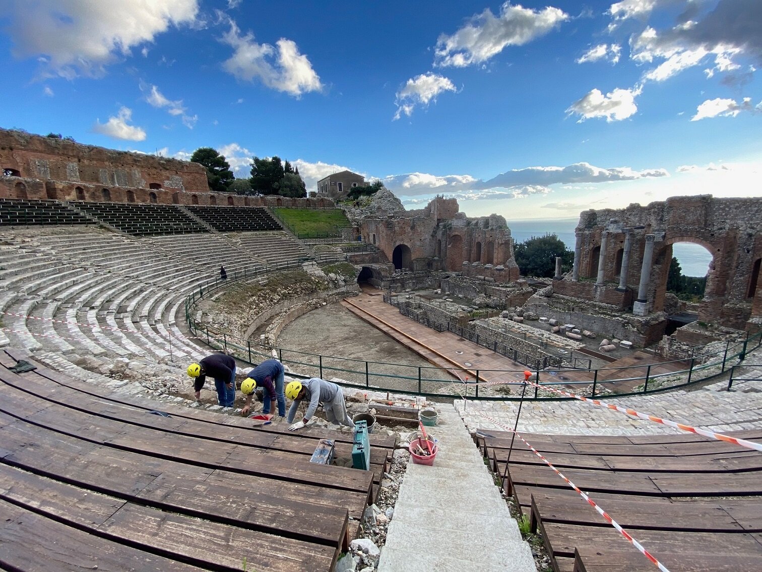 A Taormina iniziati i lavori di restauro delle gradinate del Teatro Antico