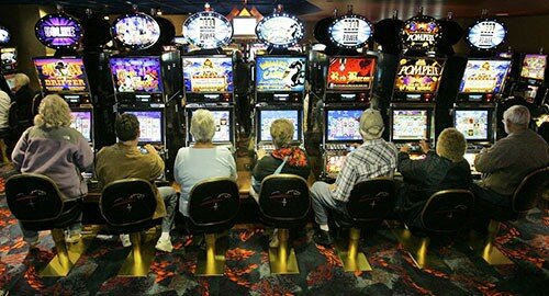 Le slot con linee fisse differiscono da quelle flessibili, ecco le opinioni degli esperti Le slot con linee fisse differiscono da quelle flessibili, ecco le opinioni degli esperti