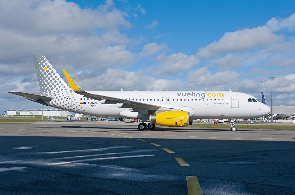 Vueling inaugura l'estate con la "Yellow Week": voli scontati fino al 30%
