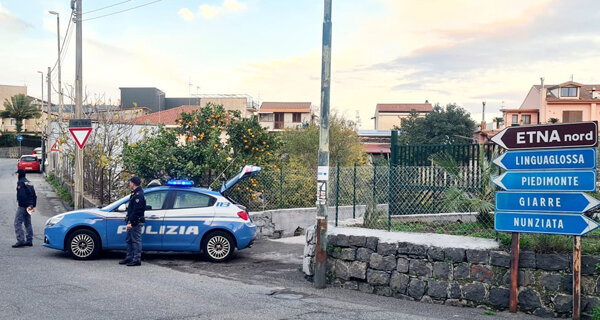 Controllo straordinario della Polizia di Stato a Pedimonte Etneo e Linguaglossa, sanzioni per 1000 euro
