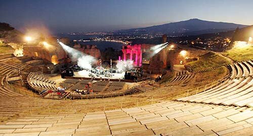 "Medea" di Euripide, al Teatro Antico di Taormina l'8 agosto in prima nazionale