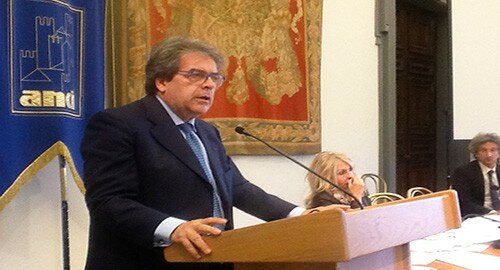 Il sindaco di Catania contro proposta di sanatoria presentata all'Assemblea Regionale Siciliana: "Basta alle aggressioni al Territorio" Il sindaco di Catania contro proposta di sanatoria presentata all'Assemblea Regionale Siciliana: "Basta alle aggressioni al Territorio"